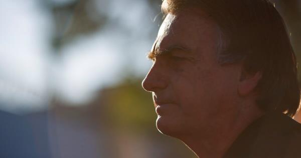 秒懂教程“微信怎么建房玩炸金花房卡”获取房卡教程