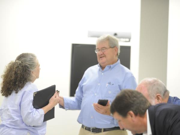 实测辅助“新蛮王牛牛有挂吗!详细分享装挂步骤