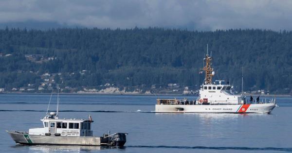 在普吉特湾发现了尸体和飞机零件