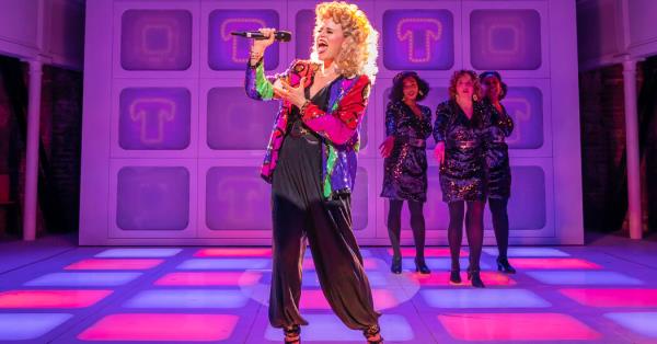 玩家攻略“皇豪互娱牛牛金花房卡”房卡详细使用教程