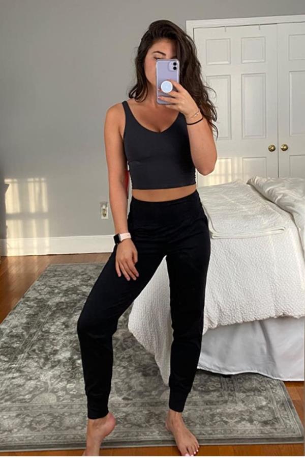 一分钟了解“微信好友玩炸 金花房卡如何充”详细房卡怎么购买教程