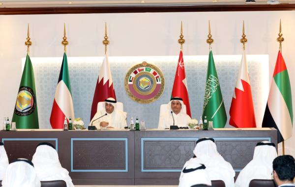 玩家必看“微信群炸 金花斗牛房卡”获取玩金花房卡链接教程