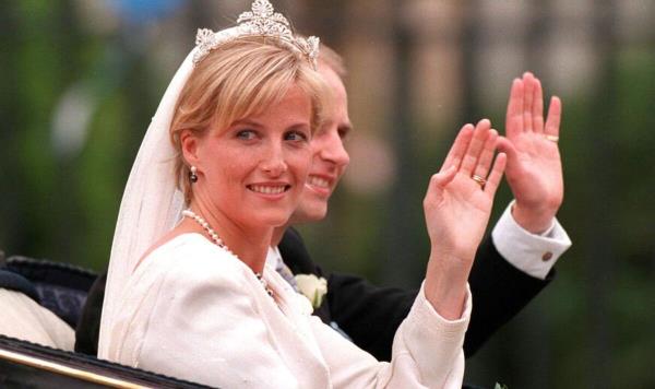 一分钟普及“新神皇大厅房间卡在哪买”详细步骤