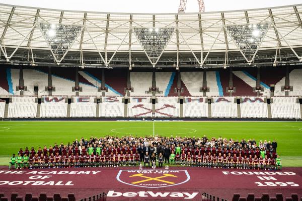 玩家攻略“微信H5群金花链接大厅房卡
”房卡详细使用教程 玩家攻略“微信H5群金花链接大厅房卡
”房卡详细使用教程