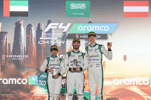 秒懂百科“微信群里面玩炸 金花房卡如何卖”详细房卡教程