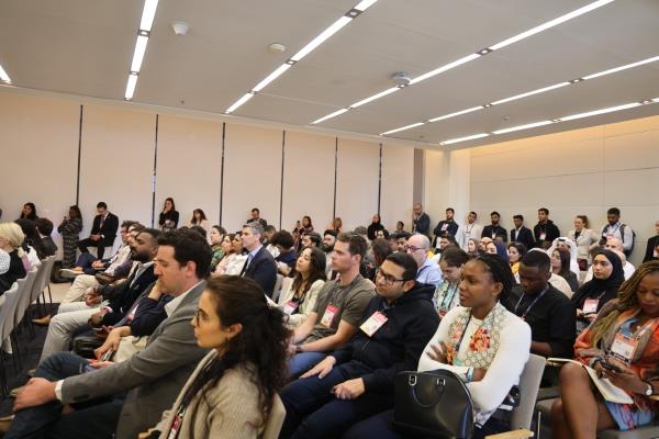 玩家必看“微信群链接牛牛房卡
”详细房卡教程