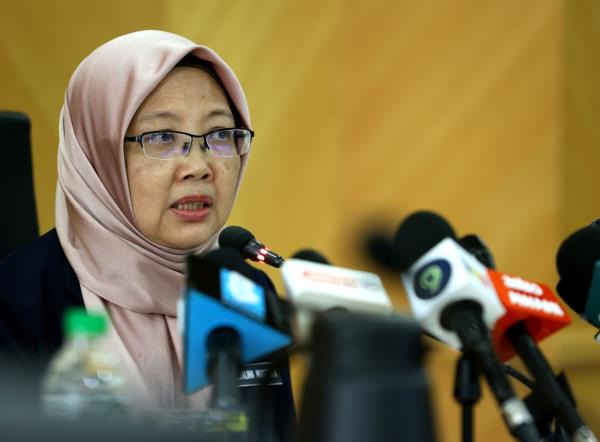 一分钟解决 ”微信上炸金花房间房卡-链接教程-