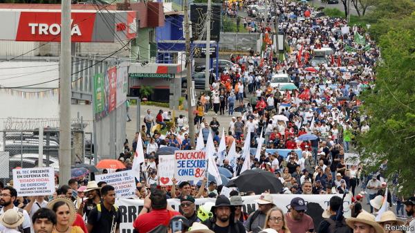 房卡一分钟了解“微信炸金花正版房卡”房卡详细使用教程